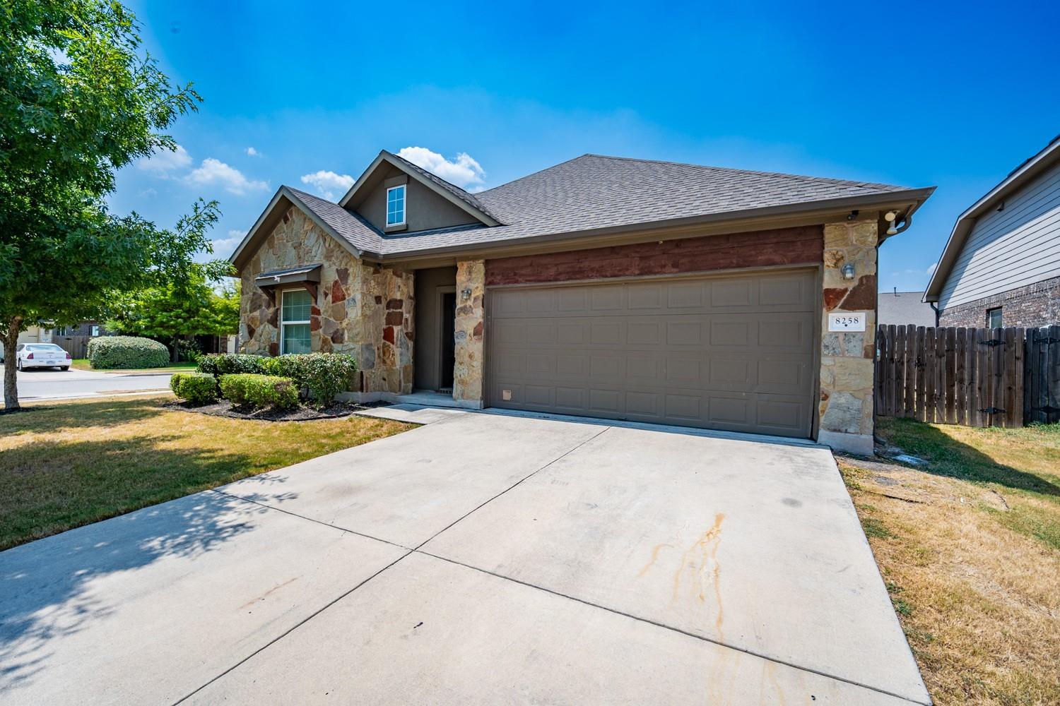 8258 Arezzo DR, Round Rock, TX 78665 photo 2