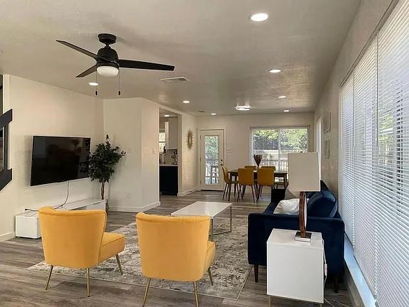 2502 Tracy CV, Leander, TX 78641 photo 2