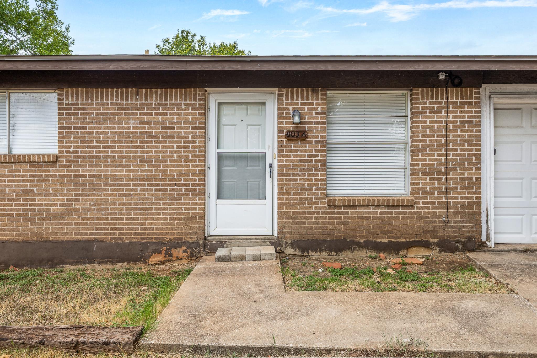 803 Judy DR, Georgetown, TX 78628 photo 3
