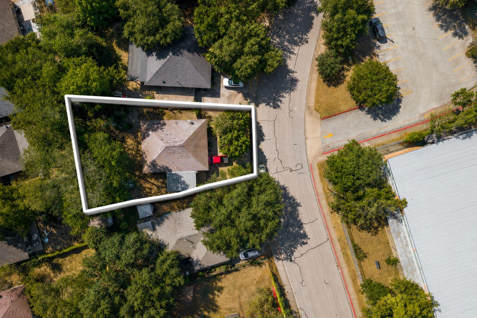 3007 4th ST, Austin, TX 78702 photo 4