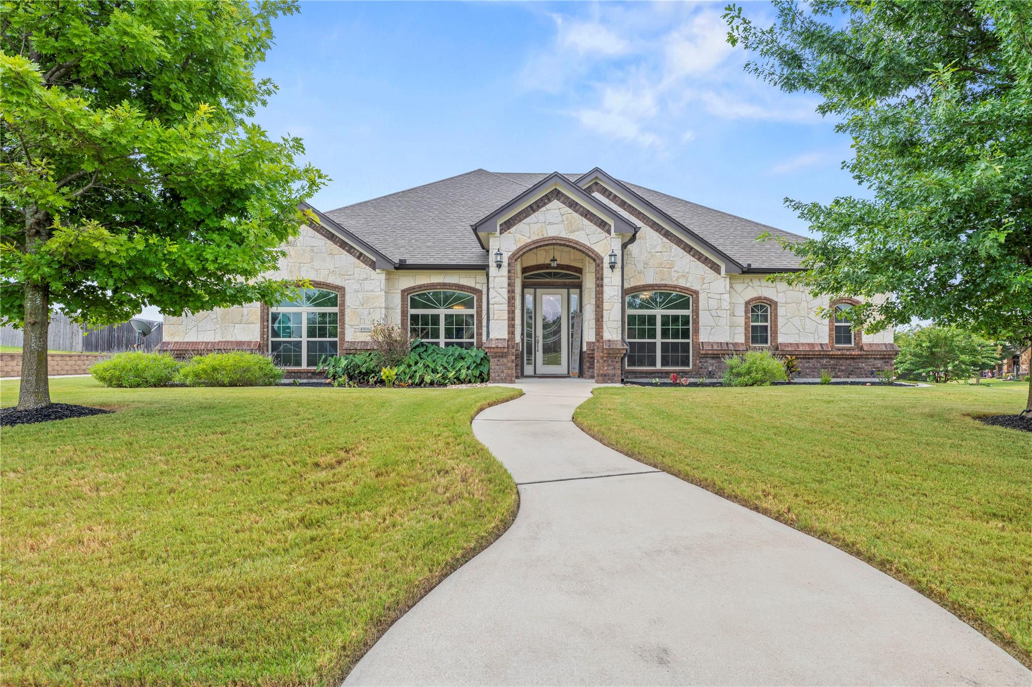 Deerwood Estates