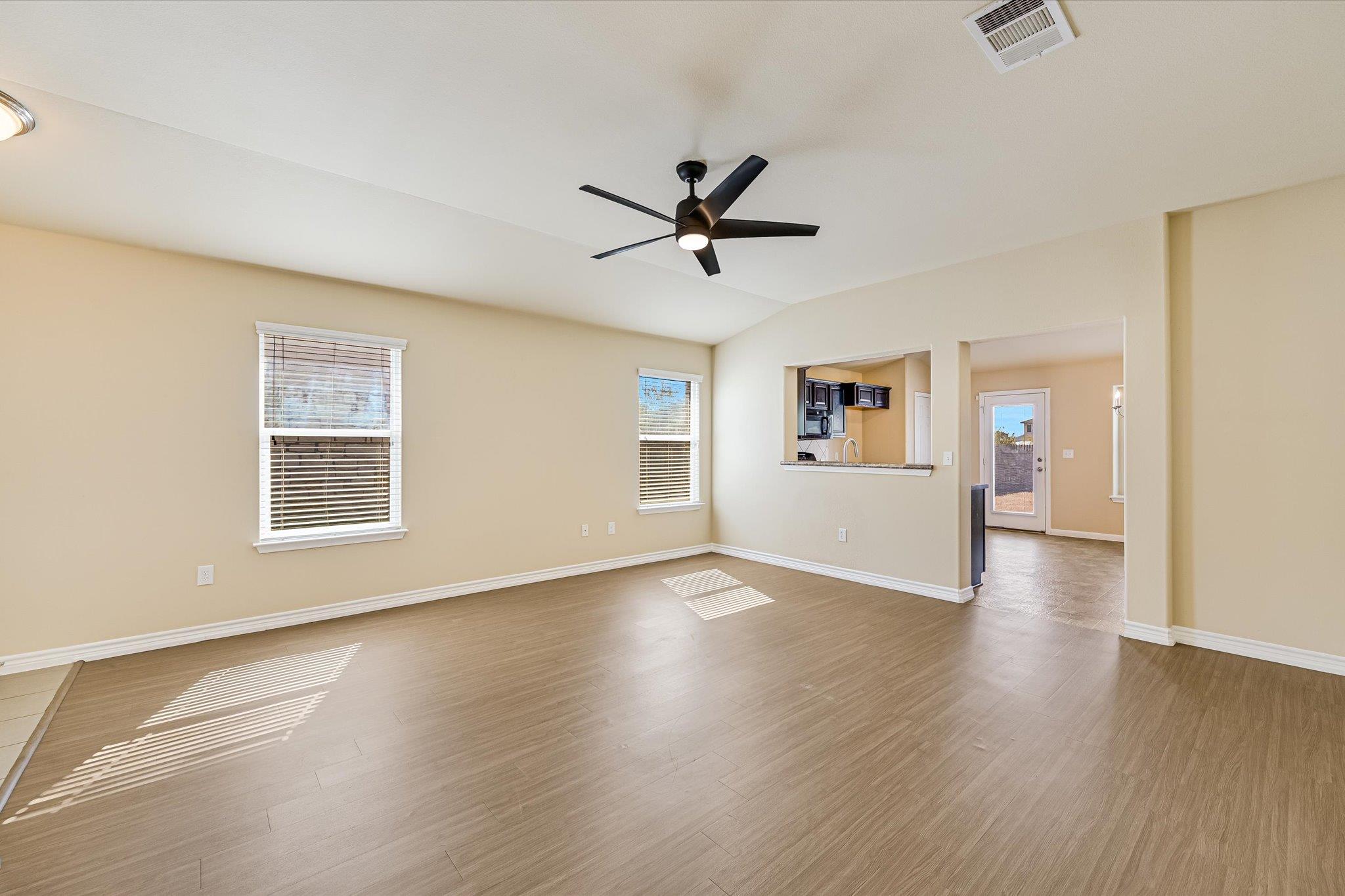104 Steel Shot CT, Bastrop, TX 78602 photo 5