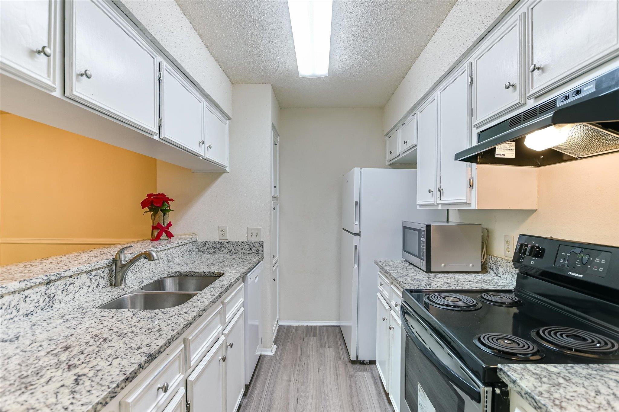 10616 Mellow Meadows DR #18B, Austin, TX 78750 photo 5