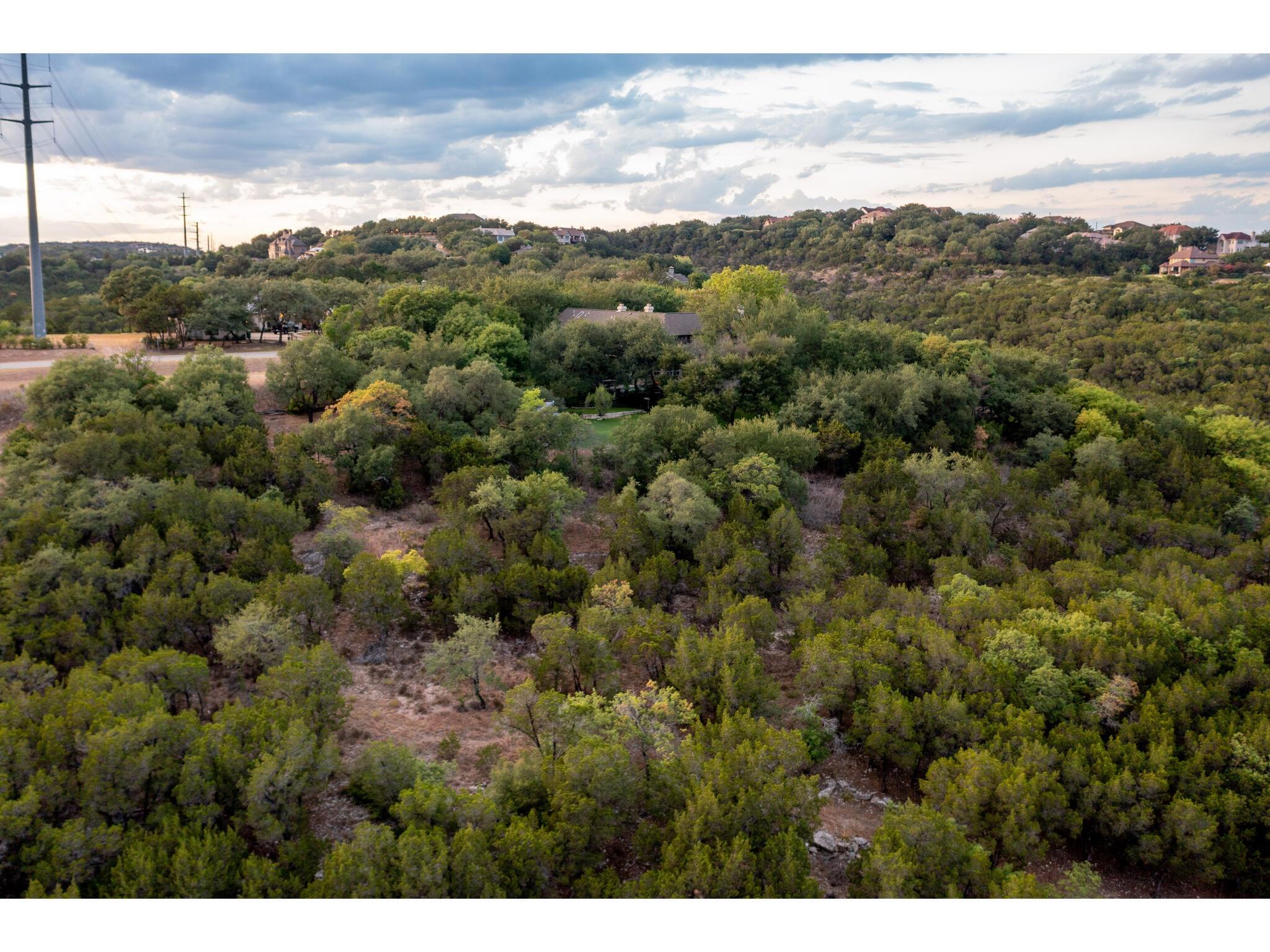 539 Beardsley LN, Austin, TX 78746 photo 5