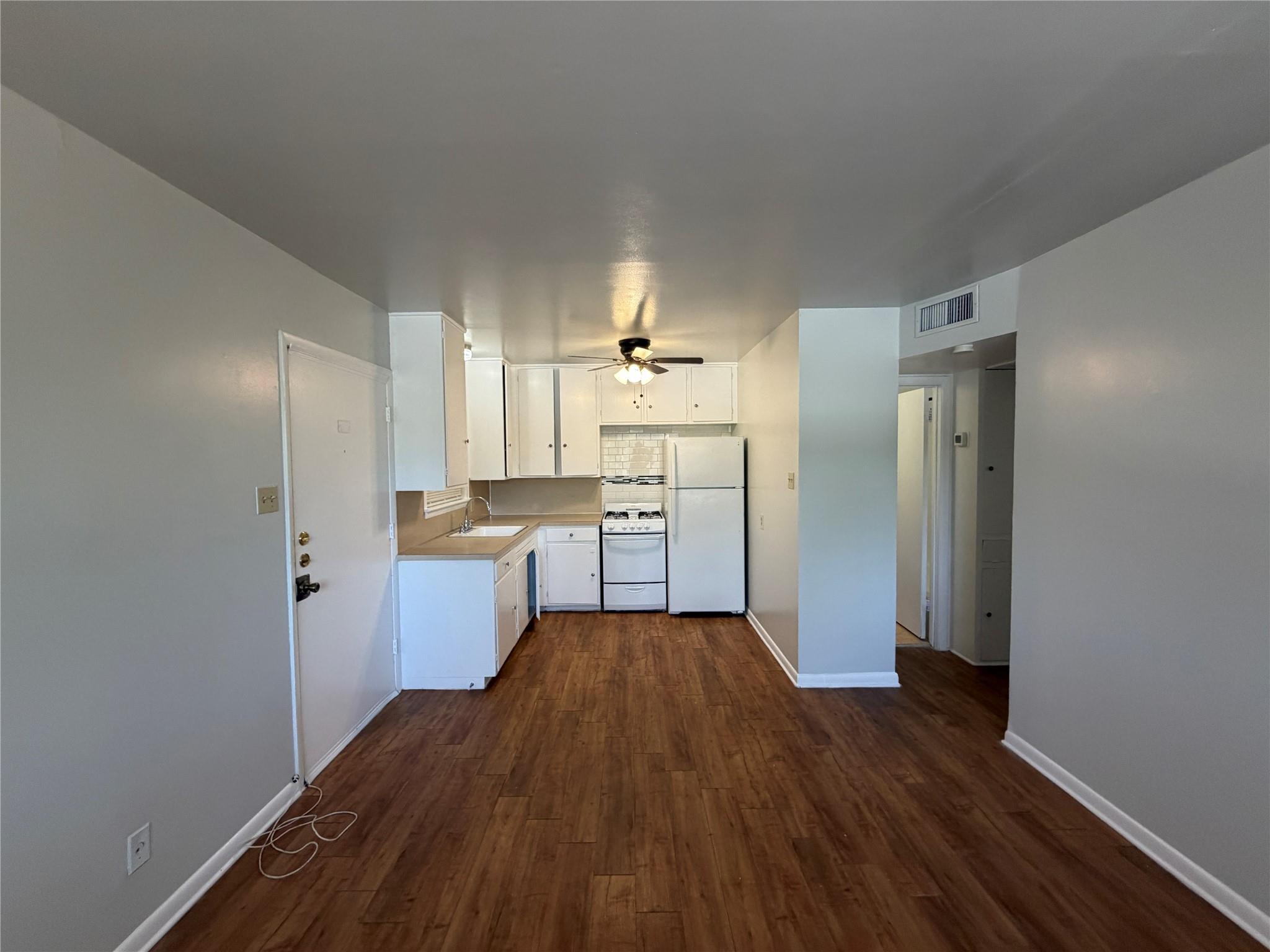 1212 13th ST #J, Austin, TX 78703 photo 4