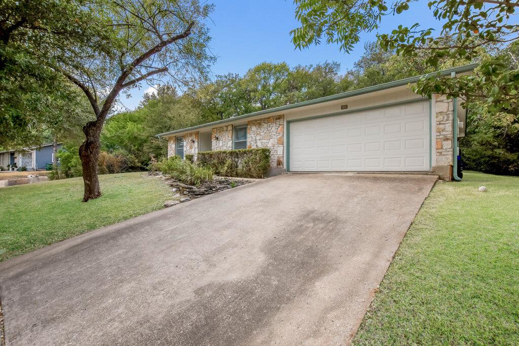 12300 Scribe DR, Austin, TX 78759 photo 2