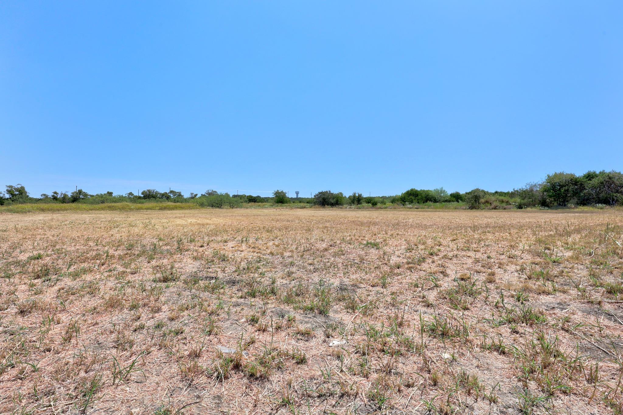 2062 Botts DR, Salado, TX 76571 photo 4