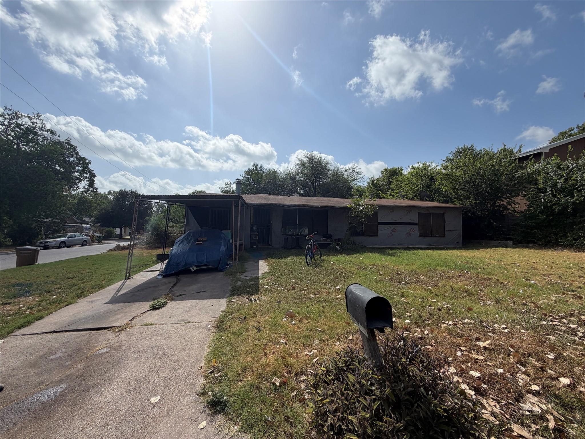 4909 Eastdale DR, Austin, TX 78723 photo 2