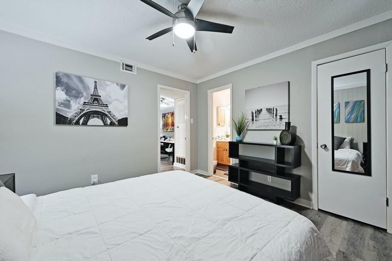 711 Eberhart LN #213, Austin, TX 78745 photo 2