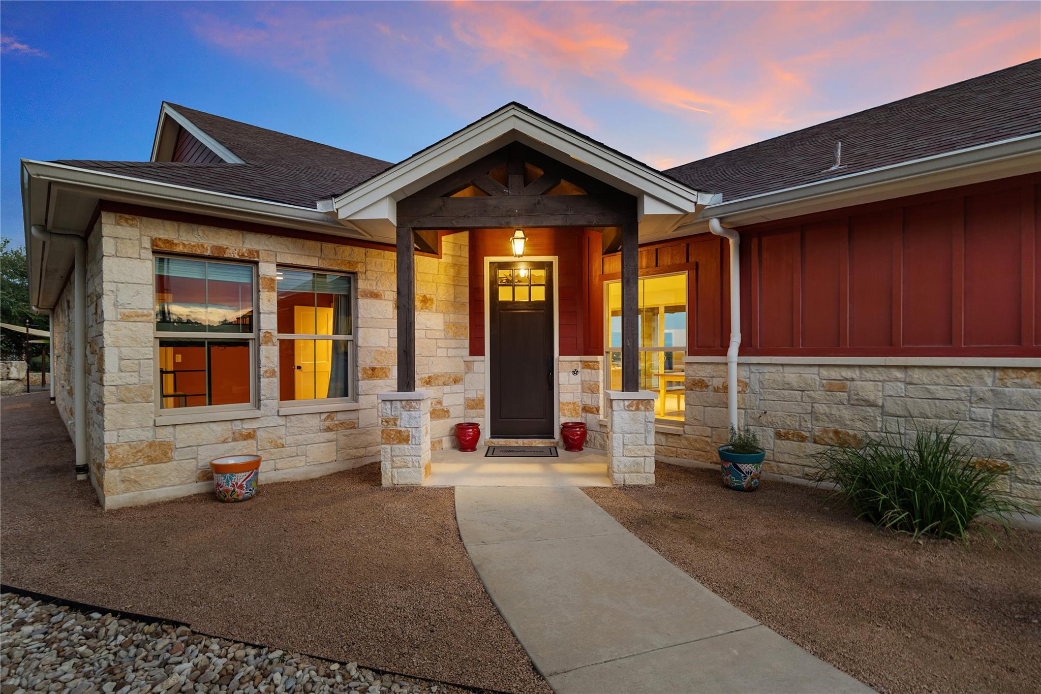 1017 Westland Ridge RD, Dripping Springs, TX 78620 photo 2