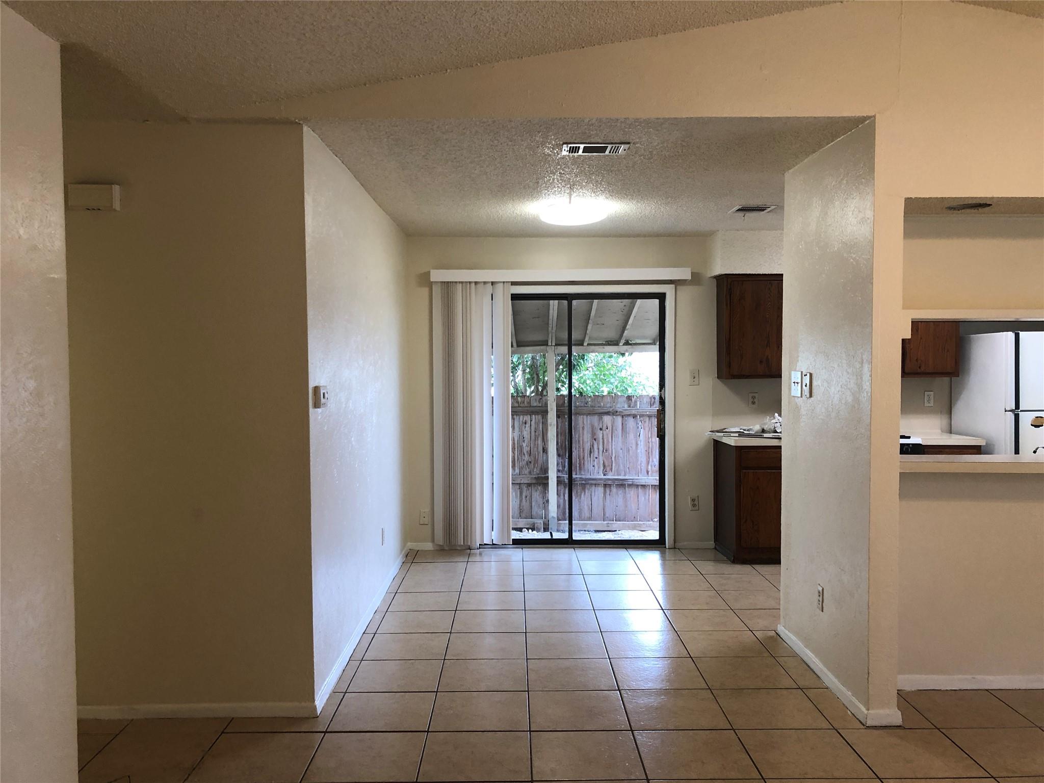 11510 Walnut Ridge DR #B, Austin, TX 78753 photo 4