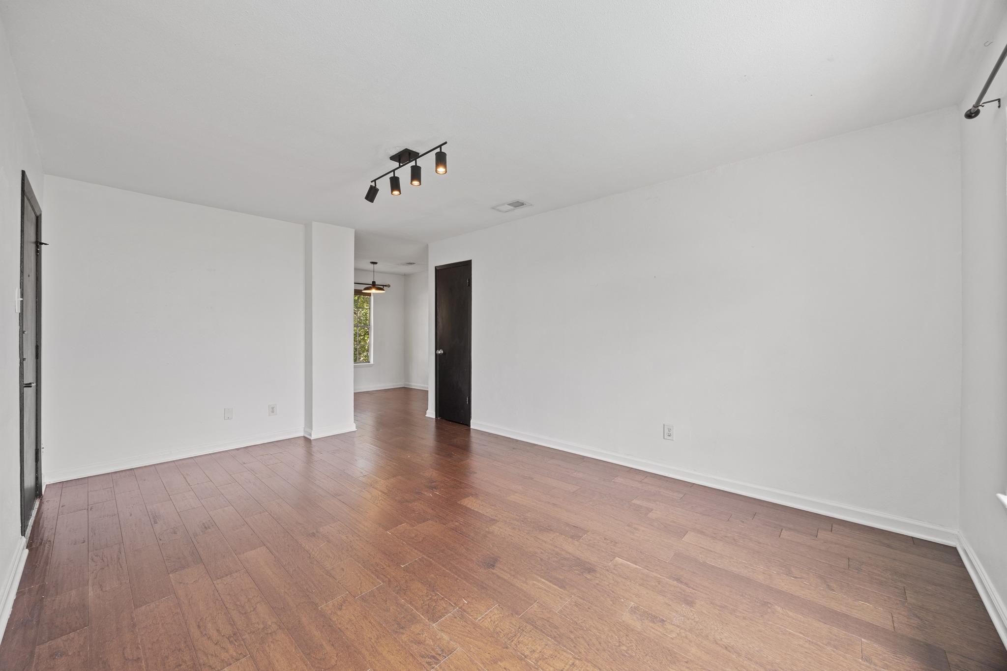 3902 Peterson Ave #203, Austin, TX 78756 photo 5