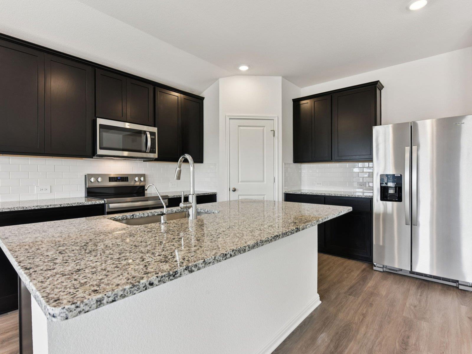 309 Wheel Horse RD, Burnet, TX 78611 photo 4