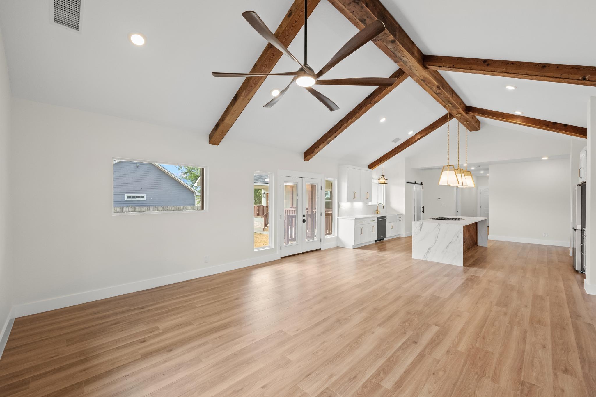 2102 Church ST, Georgetown, TX 78626 photo 4