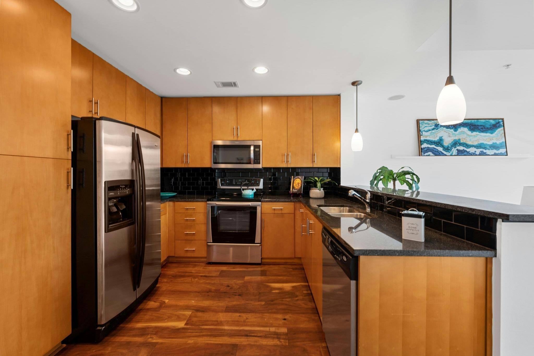 360 Nueces ST #1407, Austin, TX 78701 photo 3
