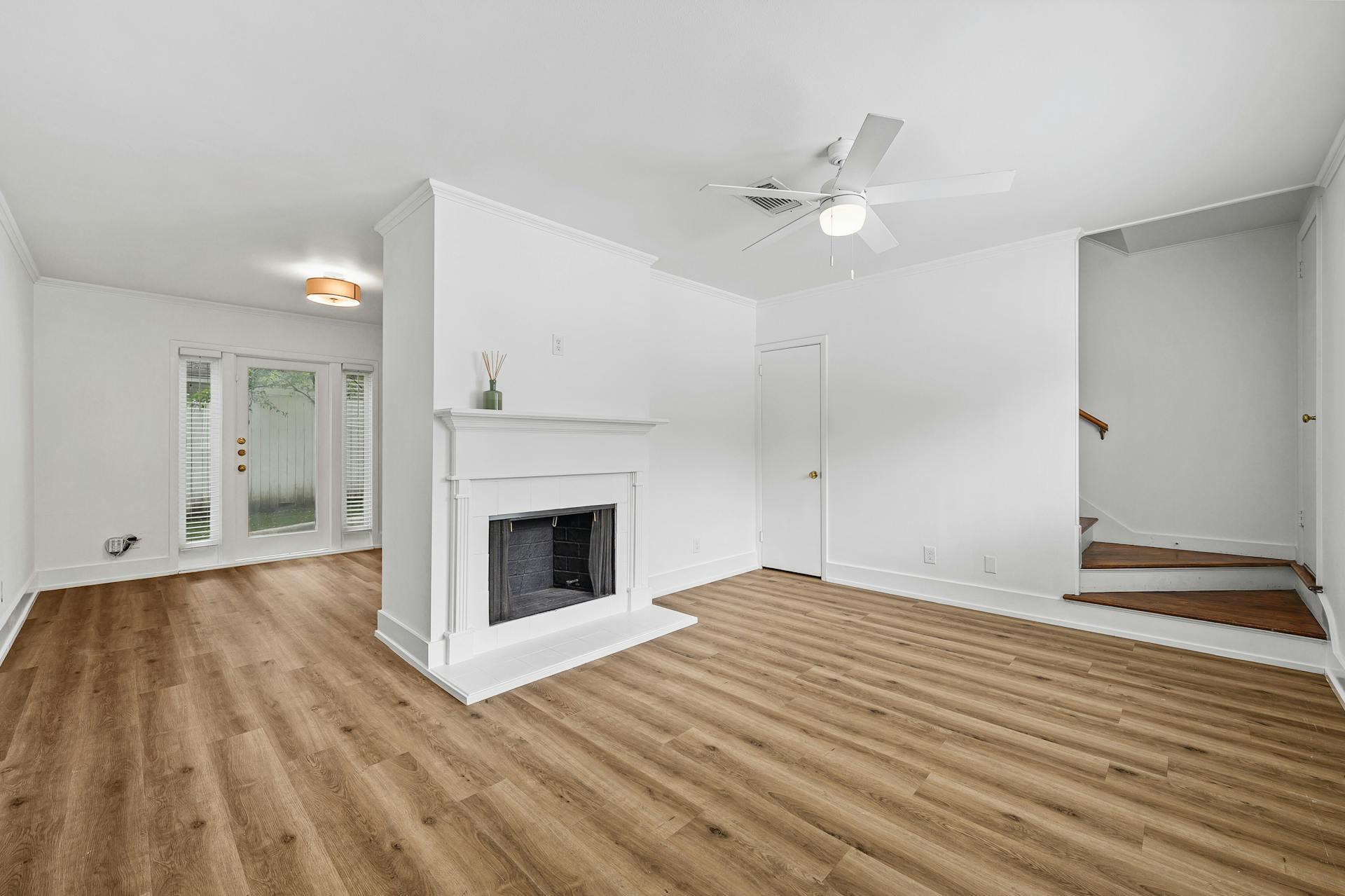 2401 Winsted LN #4, Austin, TX 78703 photo 3