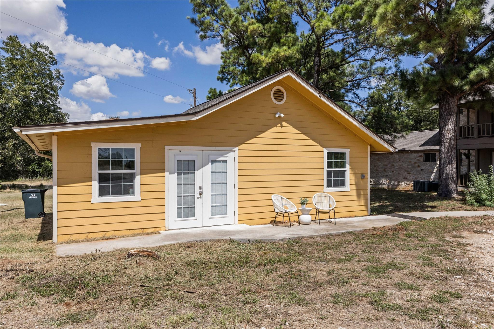 446 Roemer RD, Elgin, TX 78621 photo 4