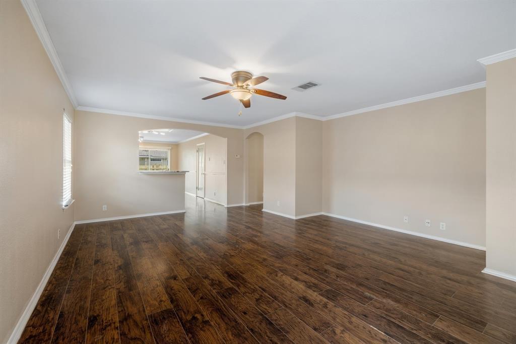 104 Brentwood DR, Leander, TX 78641 photo 5