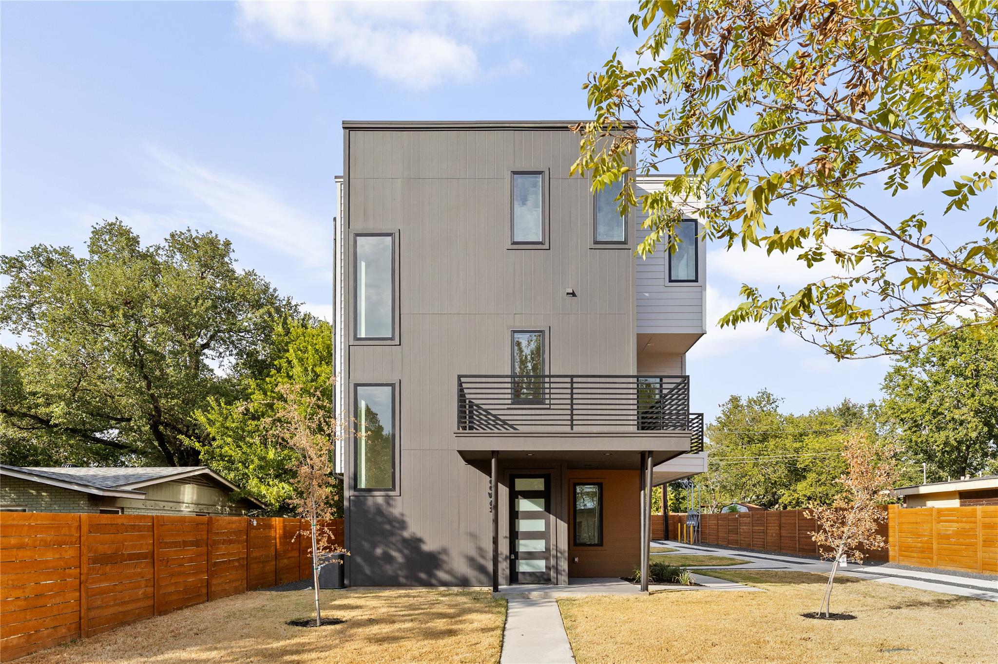 100 Odell ST #1, Austin, TX 78752 photo 4