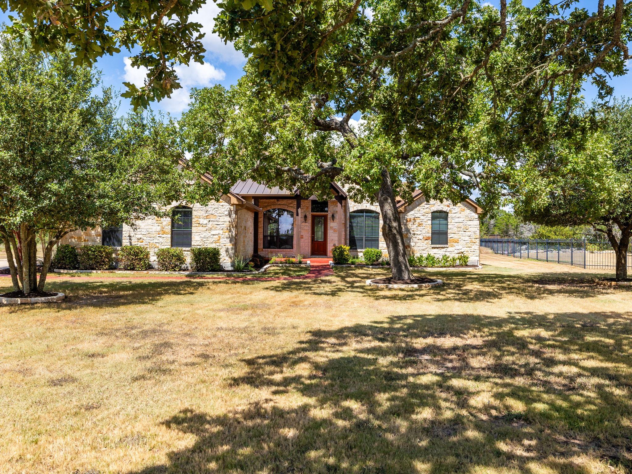 547 Shelf Rock RD, Driftwood, TX 78619 photo 5