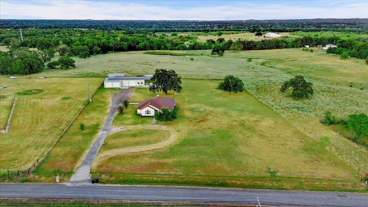 972 County Road 335, Rockdale, TX 76567 photo 4