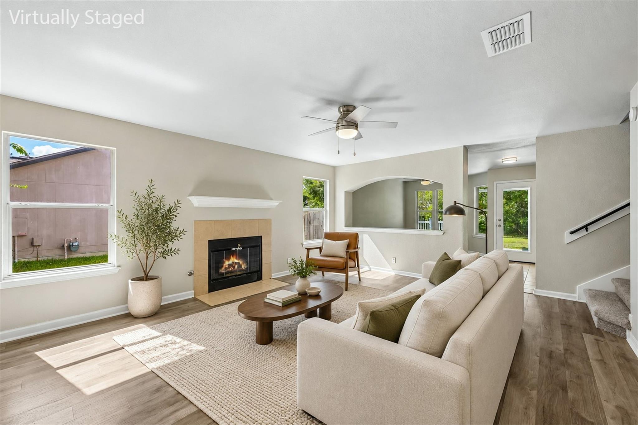 607 Sparkling Brook LN, Leander, TX 78641 photo 4