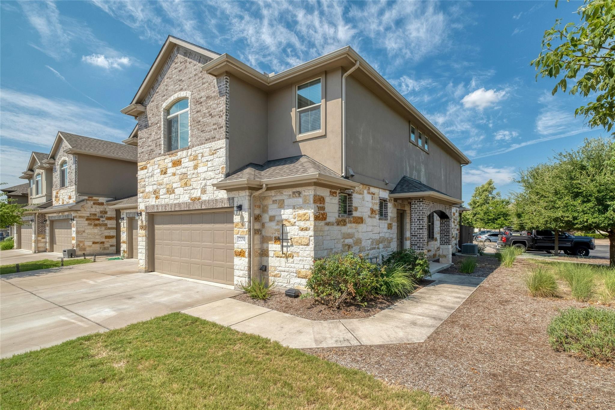 2880 Donnell DR #204, Round Rock, TX 78664 photo 2