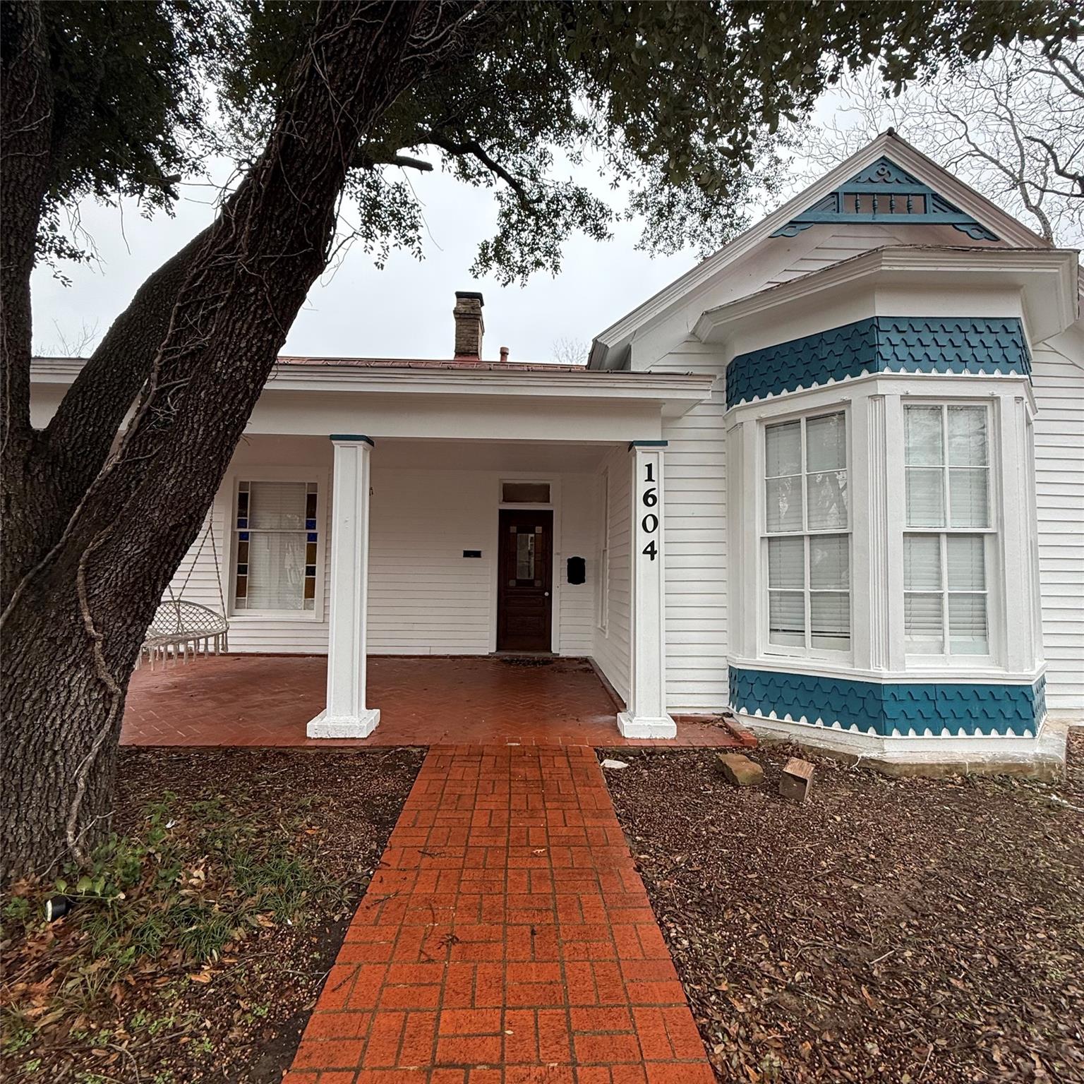 1604 Austin Ave, Georgetown, TX 78626 photo 5
