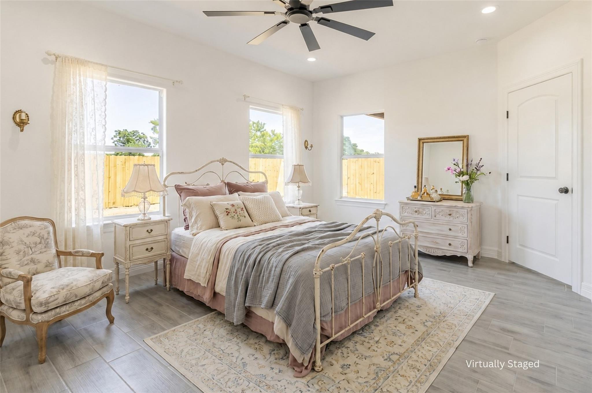 311 Myrtle RD, Smithville, TX 78957 photo 3