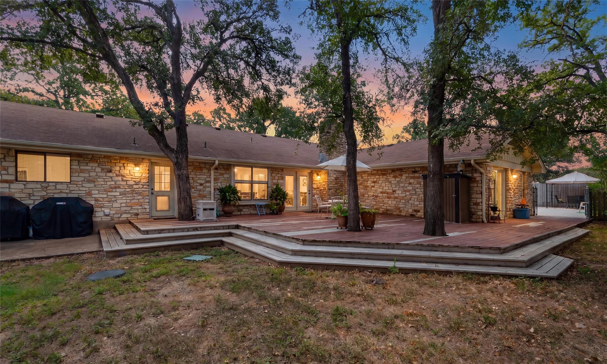312 Southcross RD, Georgetown, TX 78628 photo 2