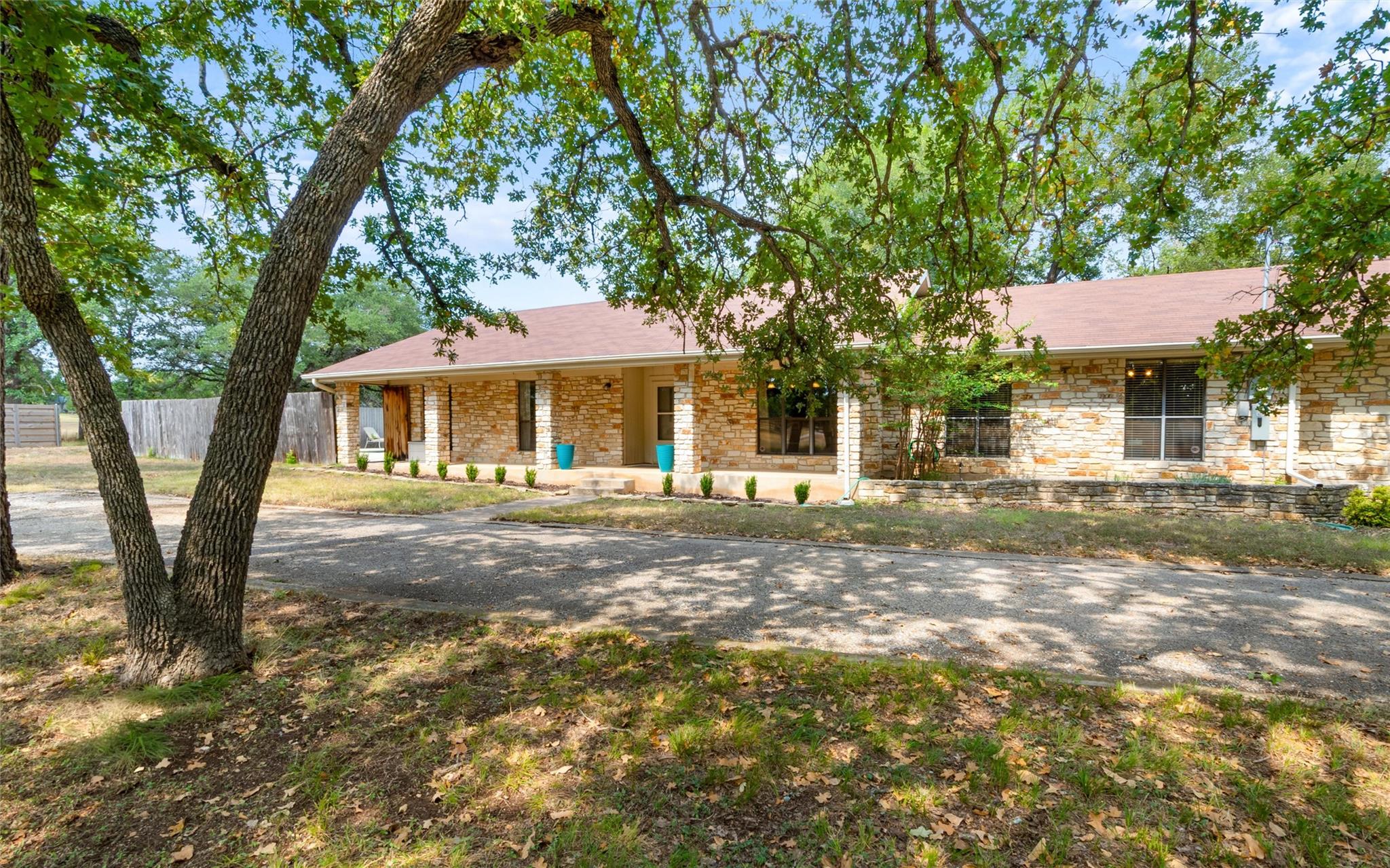 312 Southcross RD, Georgetown, TX 78628 photo 5