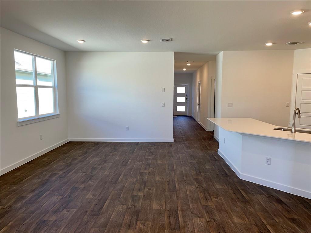 3025 Egan DR, Pflugerville, TX 78660 photo 5