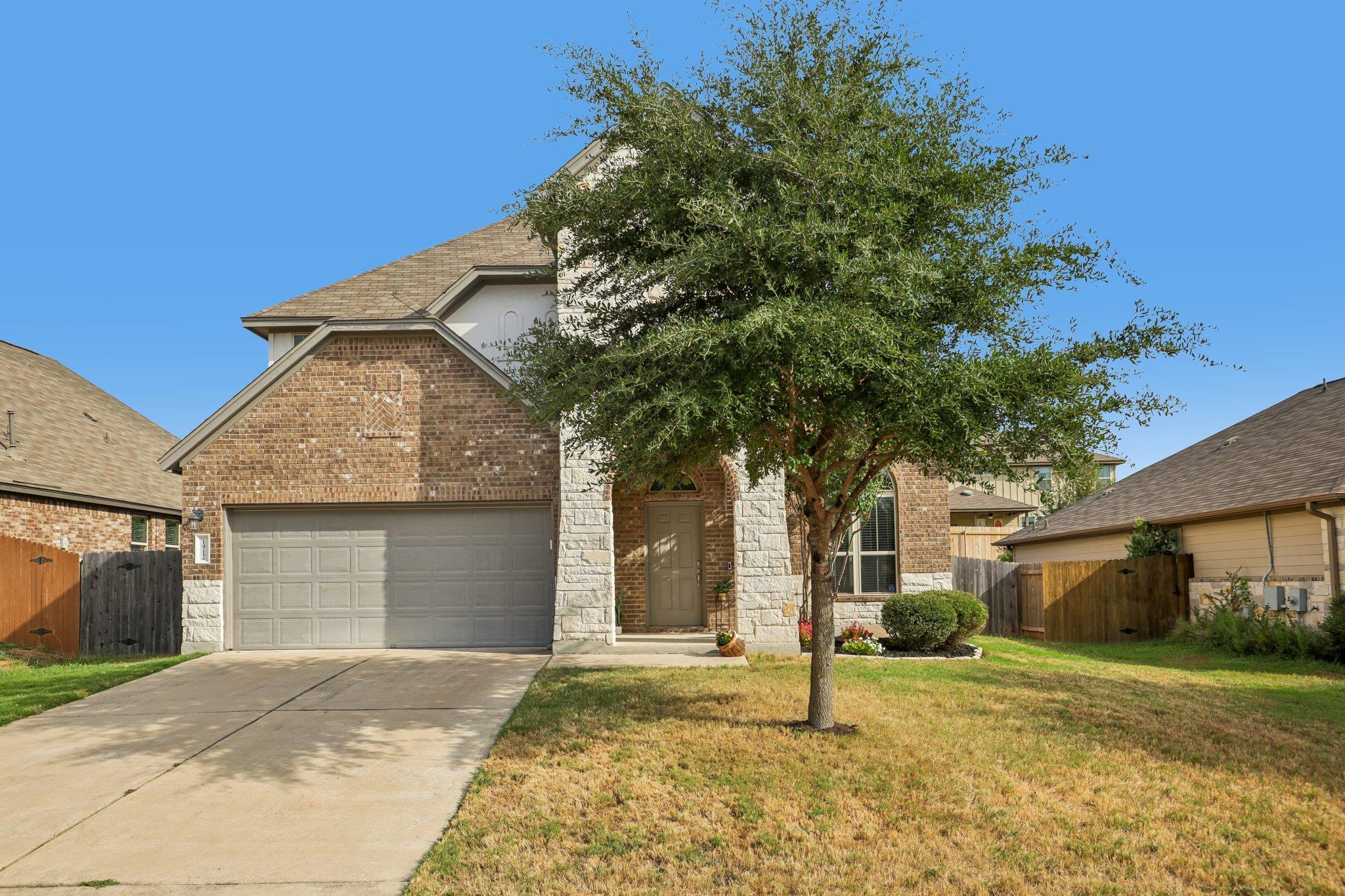 1912 Bobbywoods LN, Manchaca, TX 78652 photo 3