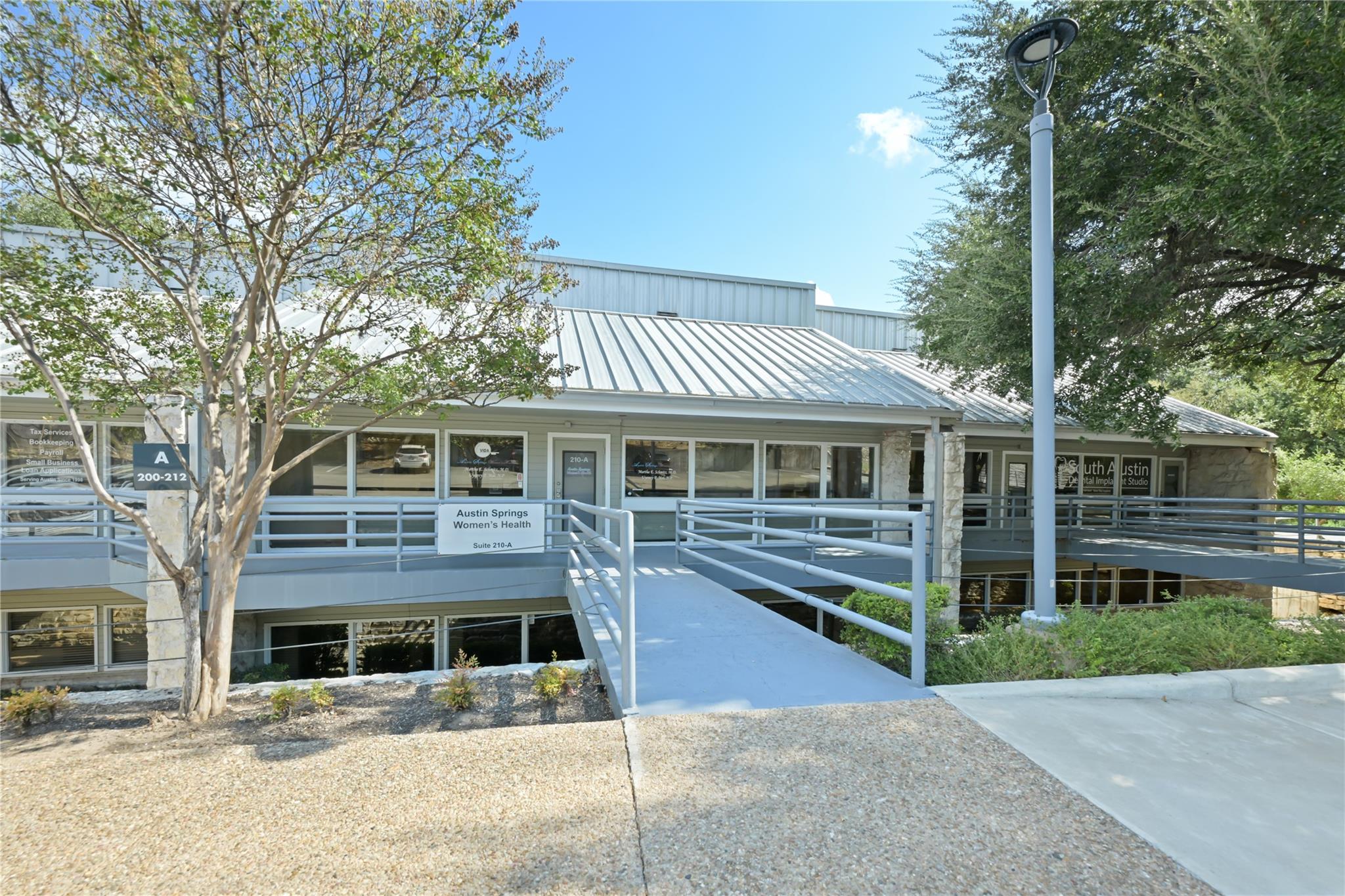 Oak Knoll Professional Park Am