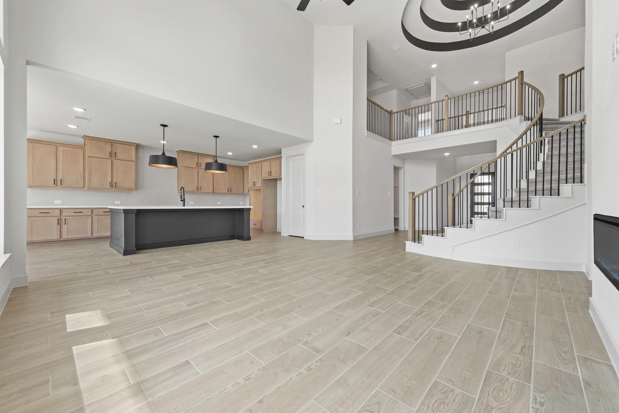 101 Leon LOOP, Liberty Hill, TX 78642 photo 4