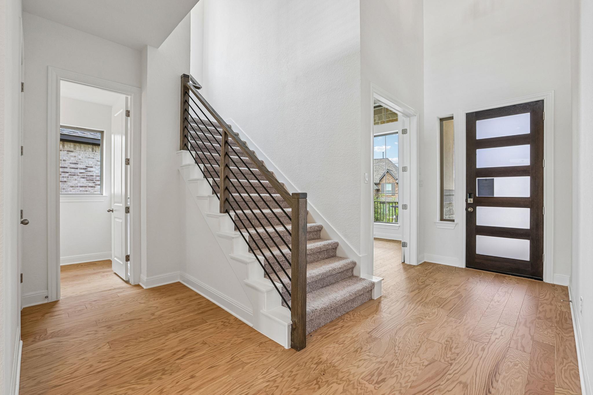253 Prickly Poppy LOOP, Kyle, TX 78640 photo 4