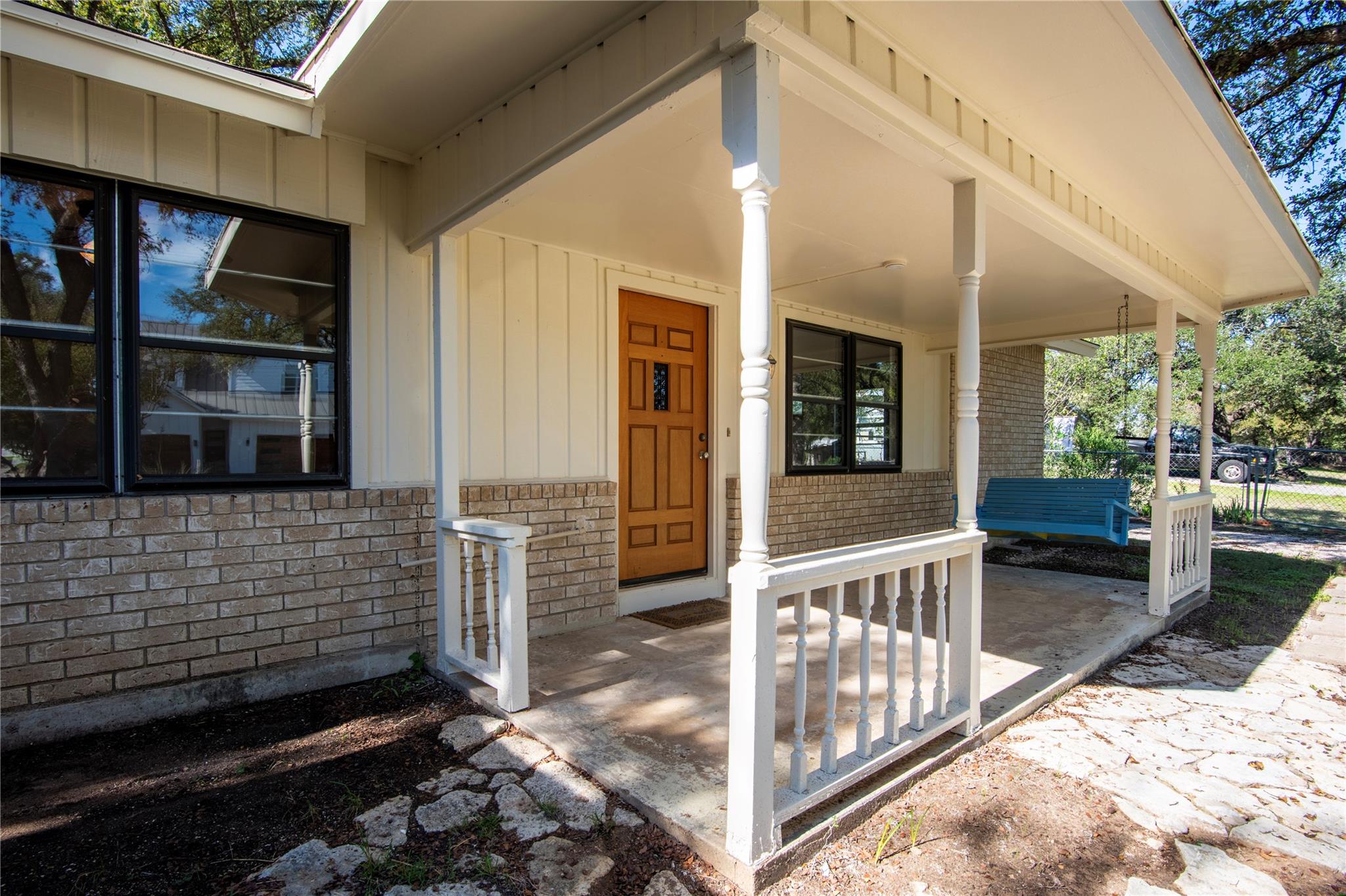 810 Woodland Hills DR, Granite Shoals, TX 78654 photo 3