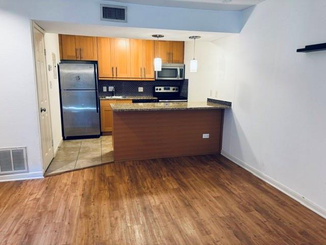 7685 Northcross DR #706, Austin, TX 78757 photo 3