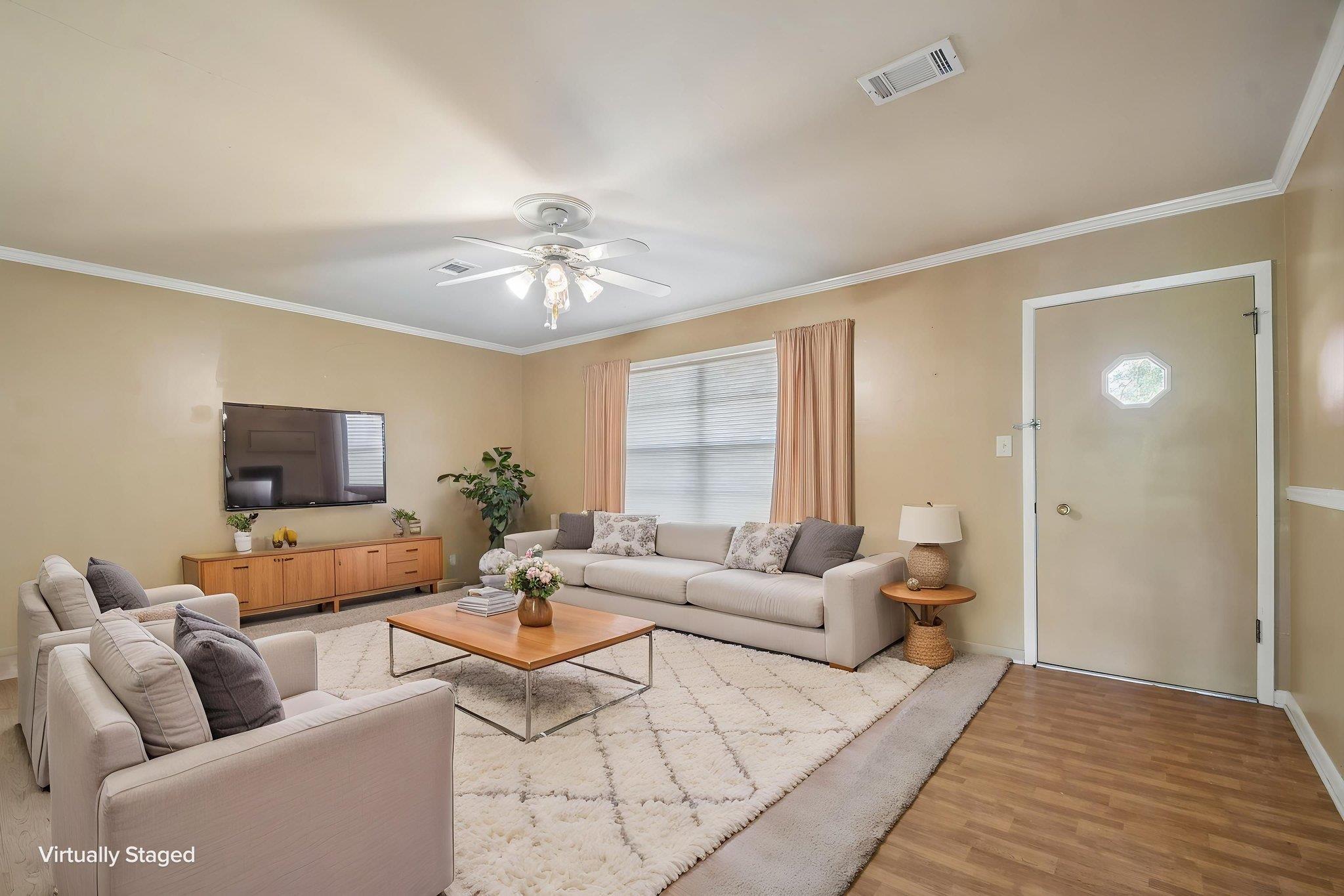 610 Mogonye LN, Elgin, TX 78621 photo 5