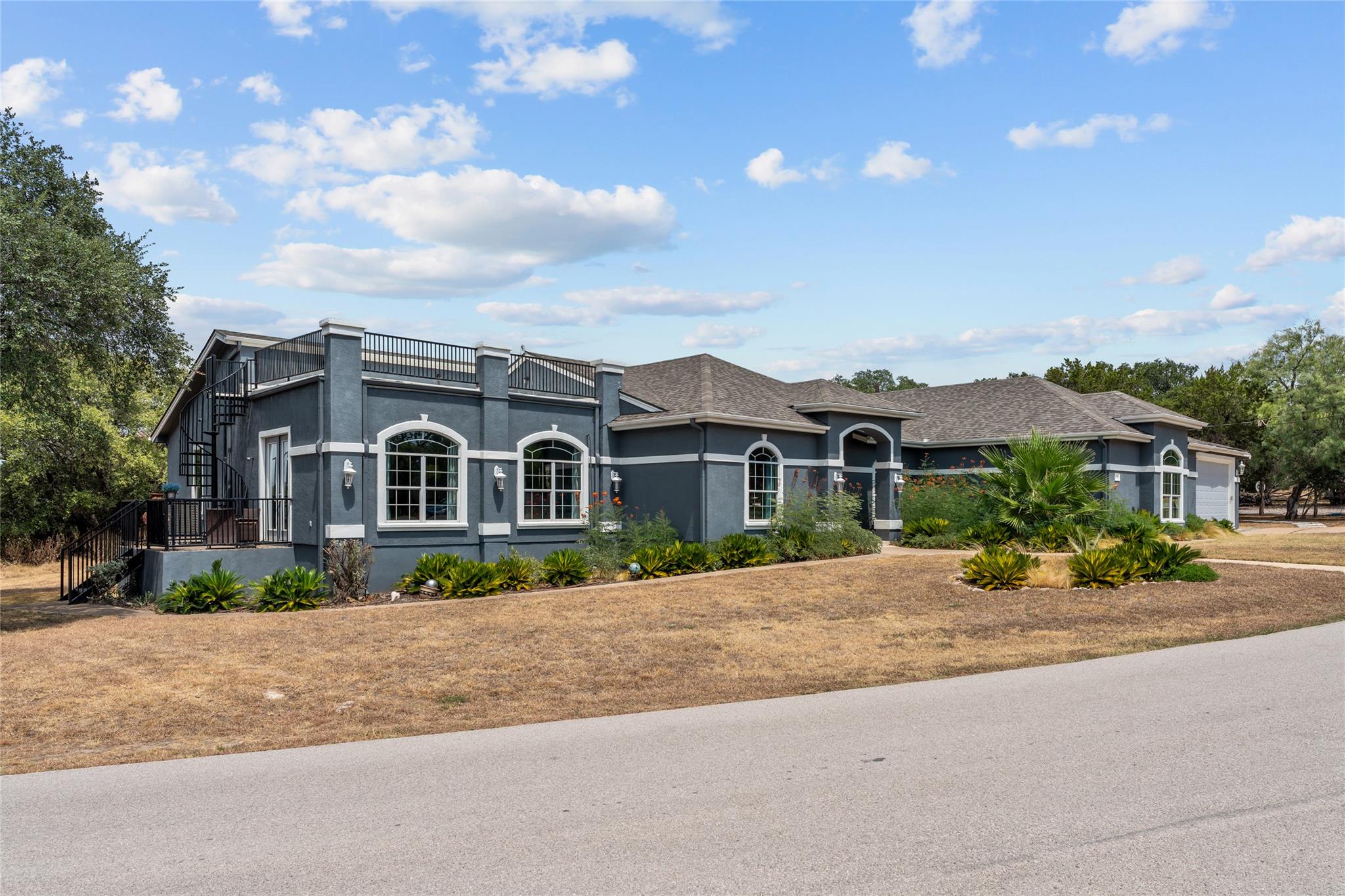 21508 Lake Park DR, Lago Vista, TX 78645 photo 2