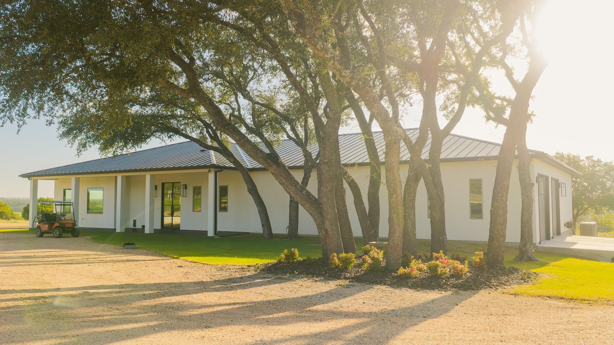 15104 N Hwy 281, Lampasas, TX 76550 photo 3