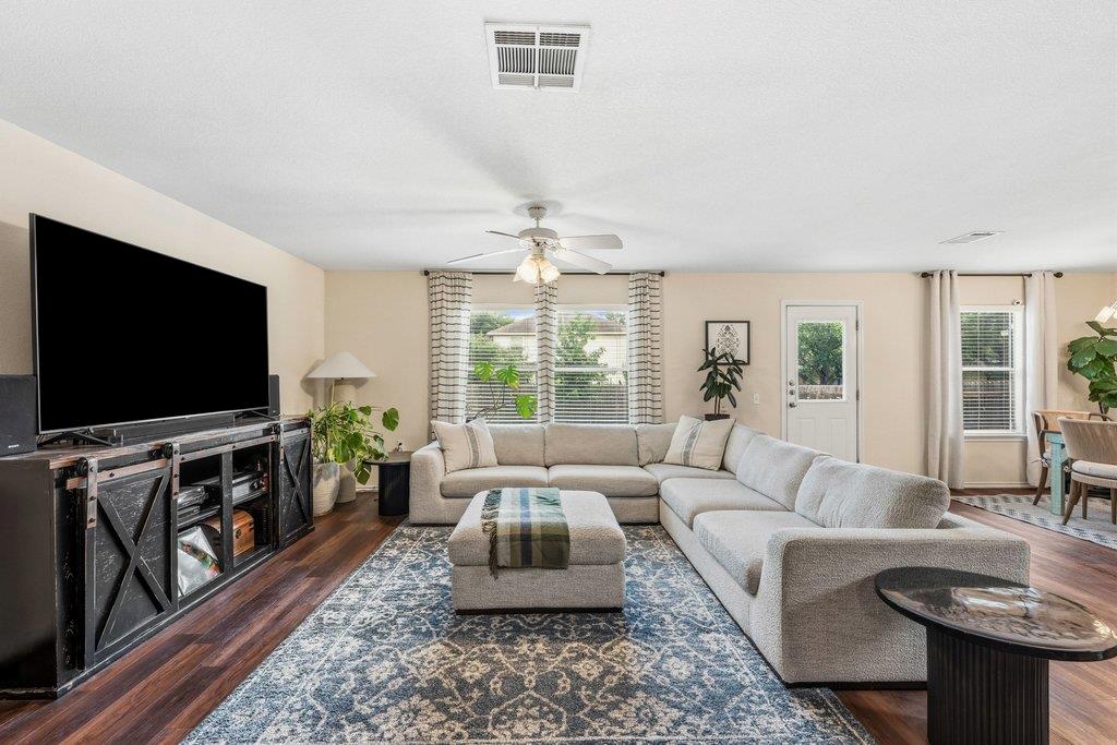Bradshaw Crossing / Zachary Scott Sec 02