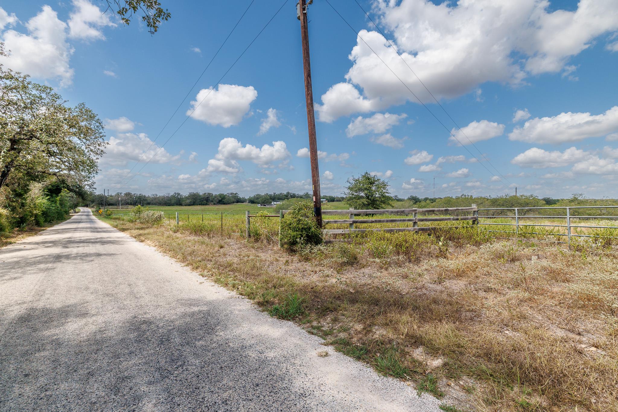2195 Mule Creek RD, Harwood, TX 78632 photo 3