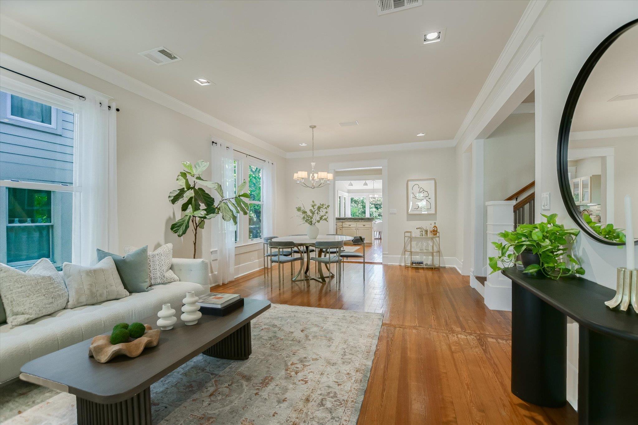 617 Oakland Ave, Austin, TX 78703 photo 2