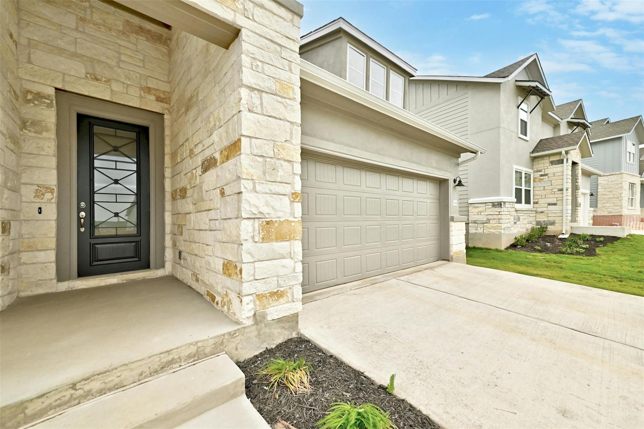 1184 Sage Thrasher CIR, Dripping Springs, TX 78620 photo 4