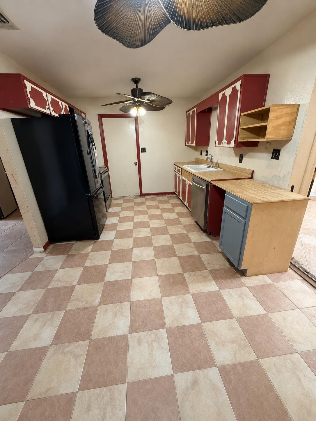 285 Pecos LN, Kempner, TX 76539 photo 2