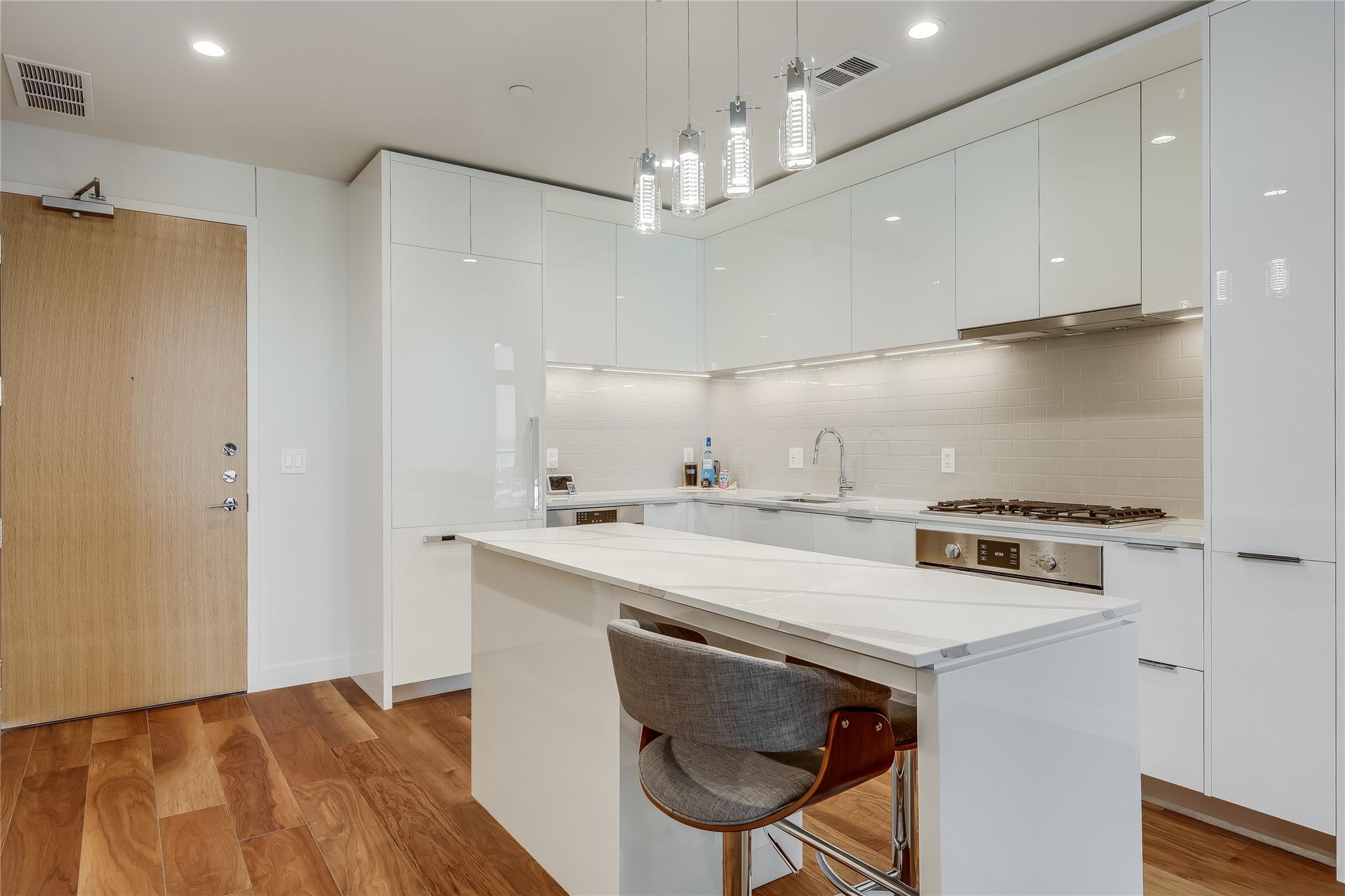 44 East Ave #2303, Austin, TX 78701 photo 4