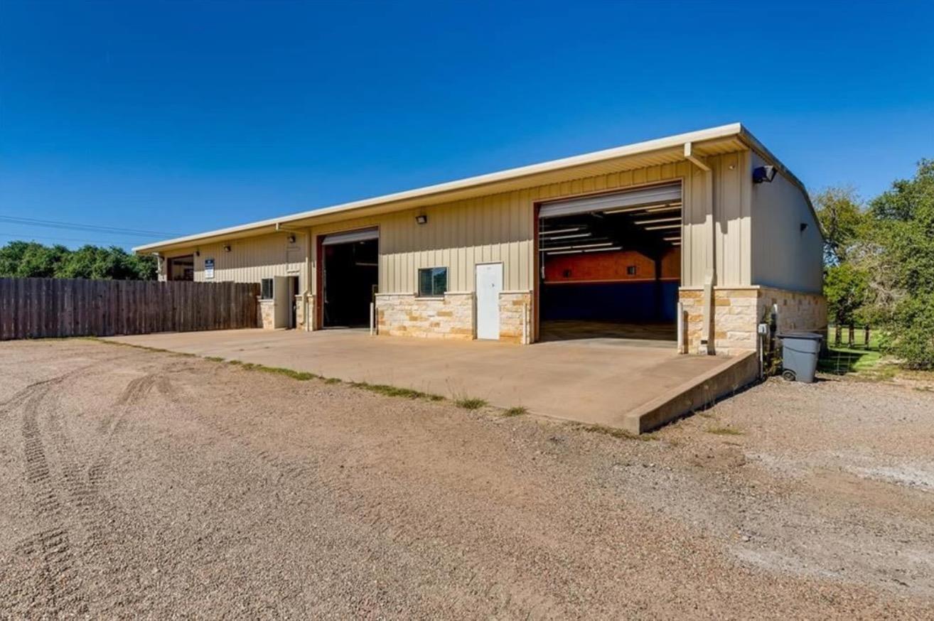 13701 Fitzhugh RD, Austin, TX 78736 photo 3