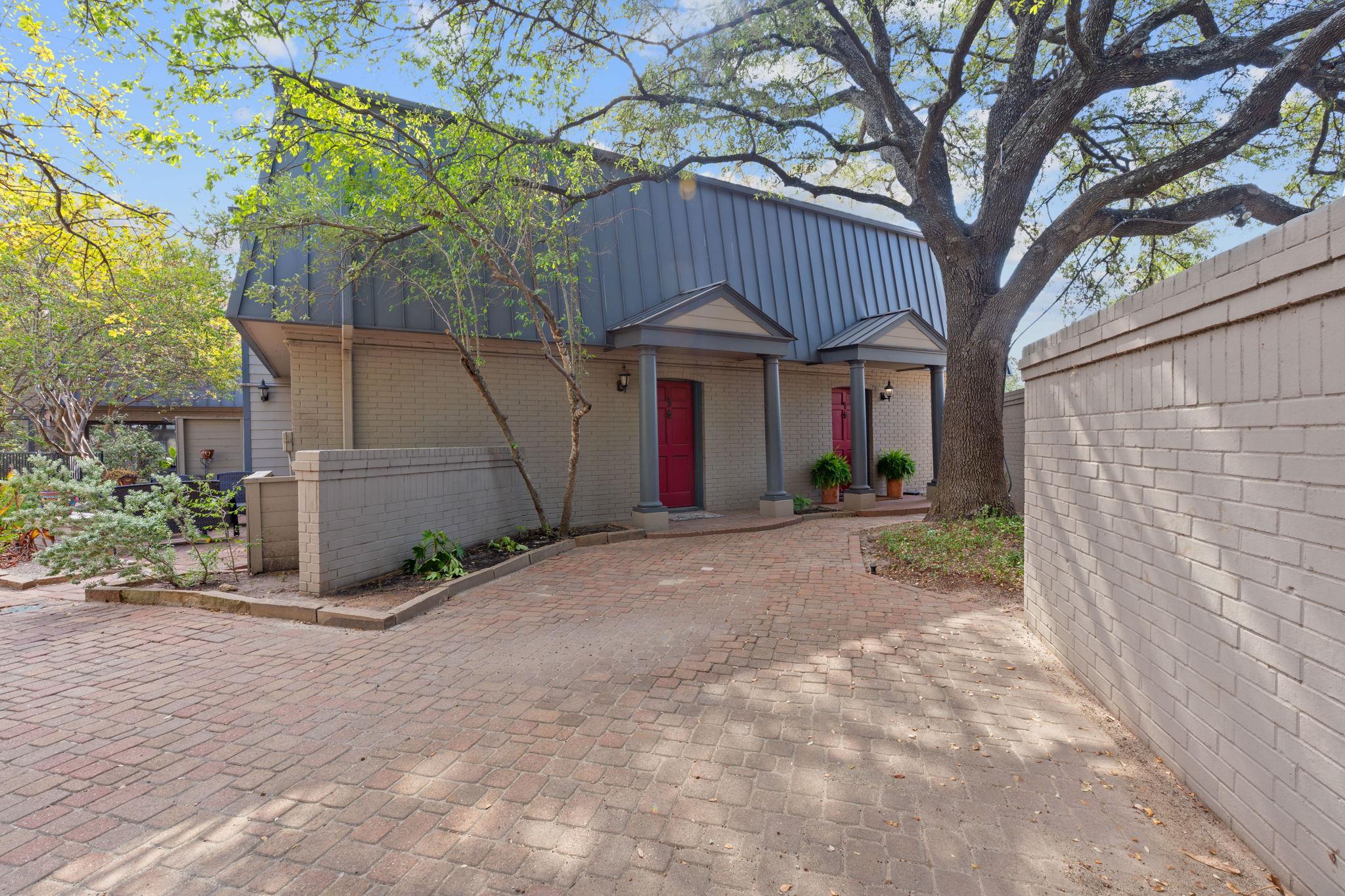 2500 Steck Ave #4, Austin, TX 78757 photo 2