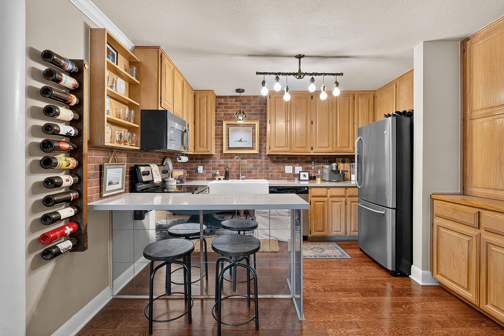 2500 Steck Ave #4, Austin, TX 78757 photo 3